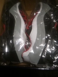 Scarpe Nike Sport Air da uomo, USA taglia 13 (nero/grigio/rosso scuro) - Foto 1 di 5
