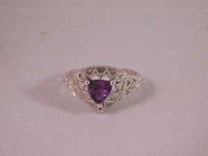 0,56 quilates Anillo estilo filigrana de plata esterlina trillón amatista - Imagen 1 de 9