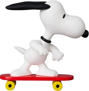 Peanuts Series 17 Skateboard Snoopy Ultra Detail Figure No.824 Medicom  - Picture 1 of 3