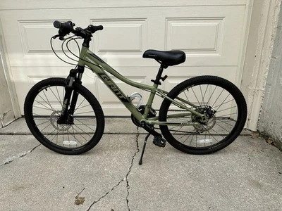 Giant Aluxx Aluminum Xtc Jr. - Image 1 of 3