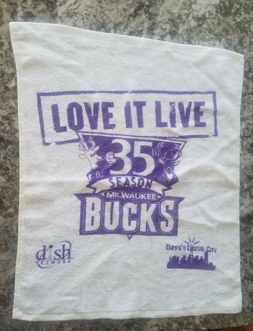 NBA  Milwaukee Bucks Rally Towel Cover
