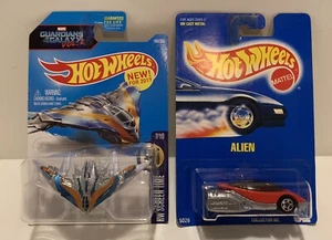Hot Wheels Milano & Alien Die-Cast Metal Car & Spacecraft Lot Of 2 NOS - Picture 1 of 6