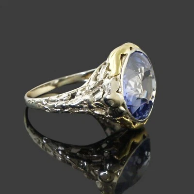 Vintage 1920s Art Deco Two Tone Solid 18K Gold & Synthetic Blue Sapphire Ring - Image 1 of 4