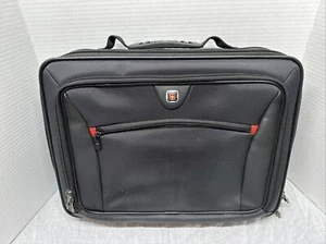 Wenger Swiss Gear 15” Laptop Computer Case Shoulder Bag Carry-On Briefcase Black - Picture 1 of 4