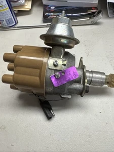 Mopar 4091039 Distributor NOS Made in USA - Picture 1 of 3