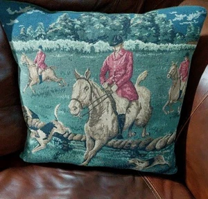 Vintage Fox Hunt Tapestry Pillow Equestrian Riders Hounds Classic 16 x 16 - Picture 1 of 2