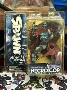 Figura de acción debut Mcfarlane Toys Spawn otros mundos NECRO COP serie 31 - Imagen 1 de 2