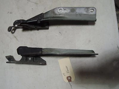 Пара петель капота 2002 Subaru Forester (2) от оригинального производителя петля темно-зеленый цвет - Изображение 1 из 4