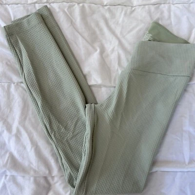 Stone Fox Active Seafoam Green Waffle Leggings Size XS NWOT - Image 1 of 4