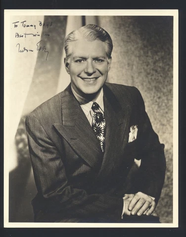 NELSON EDDY 1990s SIGNED AUTOGRAPH Photo (d.1967)  nb Cover