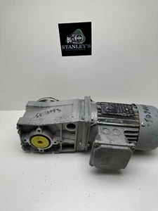 Lenze EN60034 MDEMAXX071-32U Getriebemotor Neu - Bild 1 von 6