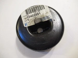 Buje de subchasis de suspensión genuino GM #10402881 cantidad 2 - Imagen 1 de 2