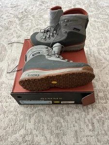 Simms OceanTek Fishing Wading Water Boots Men’s Size 8 Grey Orange Vibram Sole - Picture 1 of 15