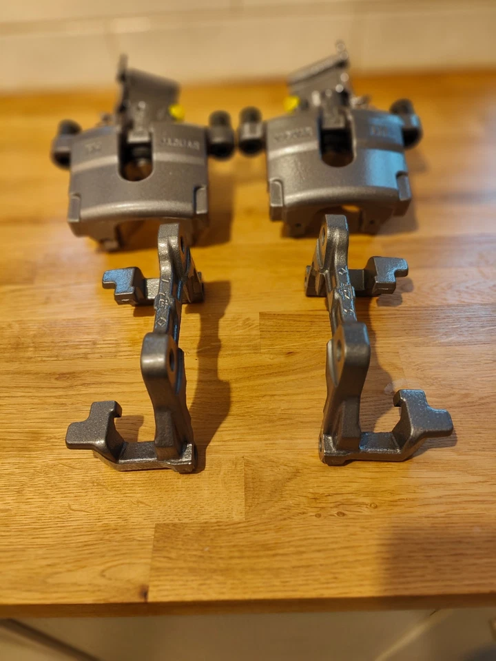 JAGUAR XF 2009-2010 Rear Brake Callipers 997 998 Genuine Fully Refurbished - Image 1 of 4