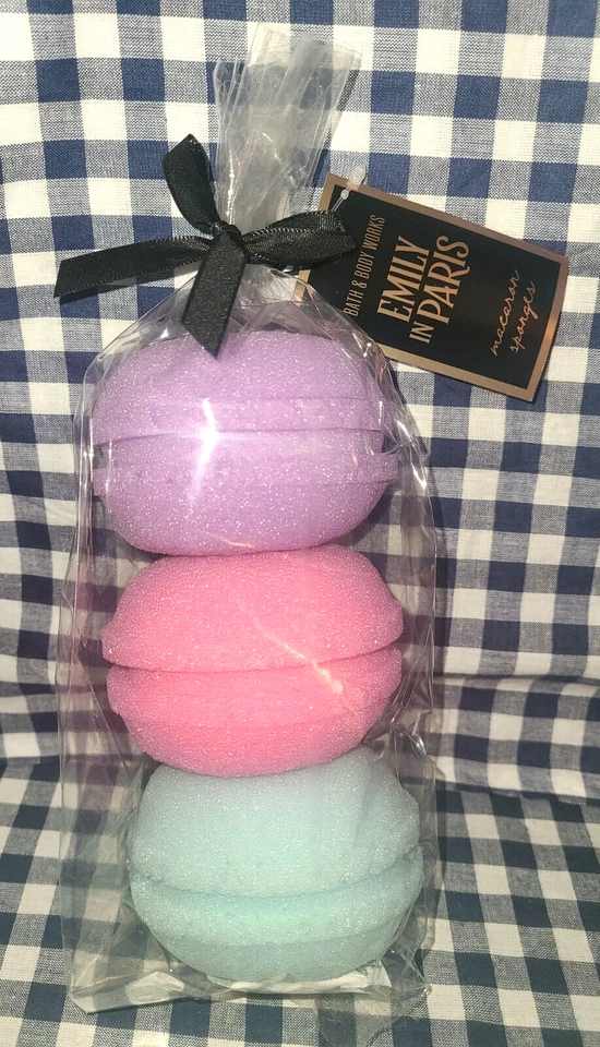 ВСЕ НОВЫЕ губки для ванны Macaron EMILY IN PARIS бирюзово-розовые и фиолетовые Bath & Body Works - Изображение 1 из 1