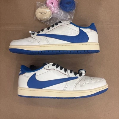 Travis Scott x Fragment x Air Jordan 1 Low OG Blanco Azul DM7866-104 Foto 1 de 4