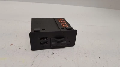 Auxiliary USP Port 2015 16 17 Mazda3 Mazda 3  904532410346 - Image 1 of 4