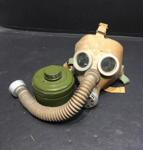 Vintage Youth Size Gas Mask With Canister 2A - Round Port hole Eyes - Snorkel - Foto 1 di 12