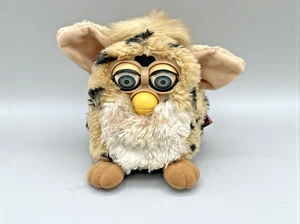 Vintage Original Furby 70-800 Cheetah Tagged Tiger Electronics Non Working - Bild 1 von 9
