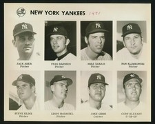 1971 New York Yankees 8x10 Team Issue (8 images) w/ JACK AKER, STAN BAHNSEN