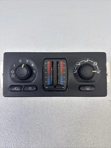 03-09 Chevy GMC Trailblazer Envoy Climate Control A/C with Rear Defrost OEM - Picture 1 of 13