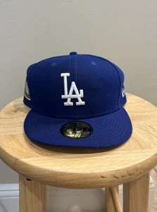 New Era Los Angeles Dodgers World Series Champions Patch Fitted Cap 7 3/4 - Picture 1 of 6