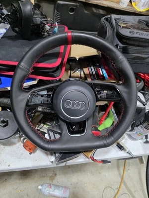 Audi A4 B9 S-line 2017 volante OEM Foto 1 de 2