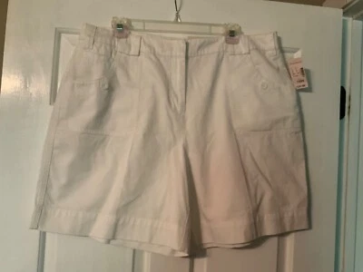 🌸 Dressbarn Ladies White  Shorts 100% Cotton Size 16W NWT🌸  - Image 1 of 4
