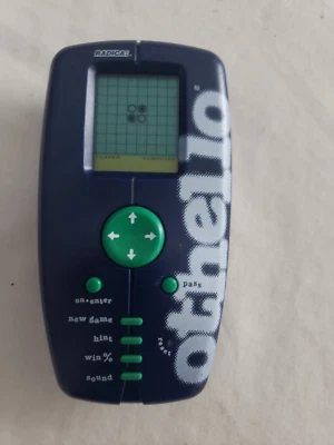 Radica Othello Juego Electrónico Portátil Bolsillo Azul De Colección Probado 1999 Foto 1 de 4