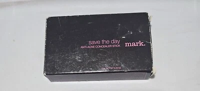 Corrector en barra antiacné dorado miel Avon Mark Save The Day Foto 1 de 4
