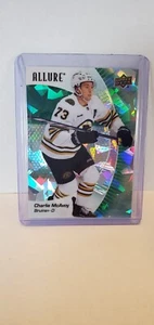 2023-24 Upper Deck Allure - Charlie McAvoy #55 Green Rainbow /99 - Picture 1 of 2
