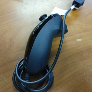 Official Genuine Nintendo Brand Wii Nunchucks Controller - Picture 1 of 6