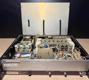 Generador de señal de RF de colección 0,5-1,0 GHz Antekna ITEK T3400-15 antigua unidad de laboratorio IBM - Imagen 1 de 16