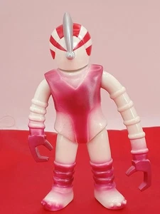 Marmit Vinyl Paradise Hero Robot Detective TENAGAMAN Soft Vinyl 16㎝Figure - Picture 1 of 5