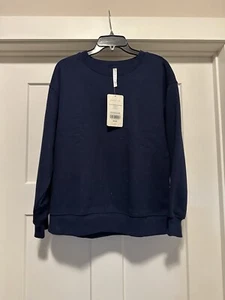 Fabletics NWT Small Navy Sweatshirt & Shorts Active Fleece Lined MSRP $130 - Picture 1 of 15