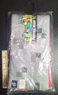 Loot Crate MineCraft Wolf Pattern Scarf Knit Acrylic Approx 40" x 6" Jinx Mojang - Image 1 of 2