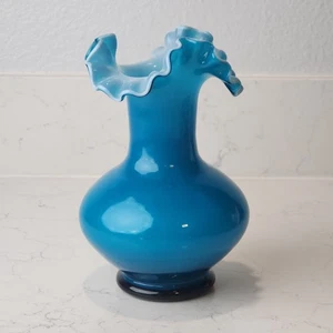 Vintage blaue Rüschen Glas Vase 8" mundgeblasen Kunstglas türkis himmelblau Fenton Stil - Bild 1 von 8