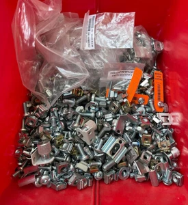 Large Bundle Various HP Server Cabinet Cage Nuts & Mounting Screws 100's Mixed - Bild 1 von 1