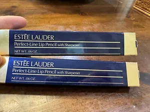 Lápiz Estee Lauder Lip Line 08 borde rosa con sacapuntas nuevo en caja juego de 2 - Imagen 1 de 5