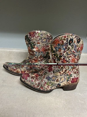 Roper Women's Ingrid Floral Metallic Snip Toe Casual Boots Gold Multi - Image 1 of 4