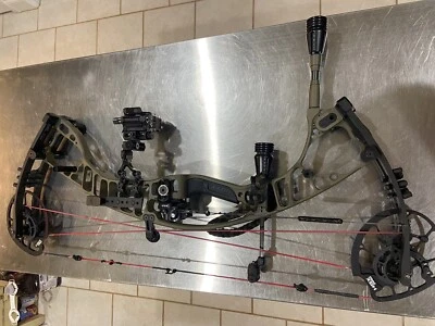 Hoyt VTM 31 - Image 1 of 4