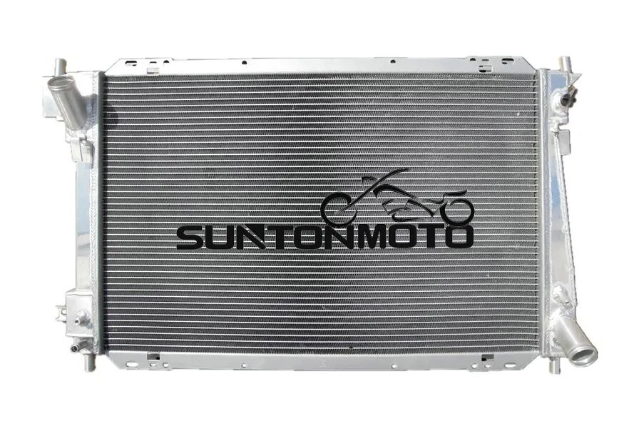 Aluminum Radiator For 1998-2002 For Ford Crown Victoria Grand Marquis 4.6 V8 - Image 1 of 1