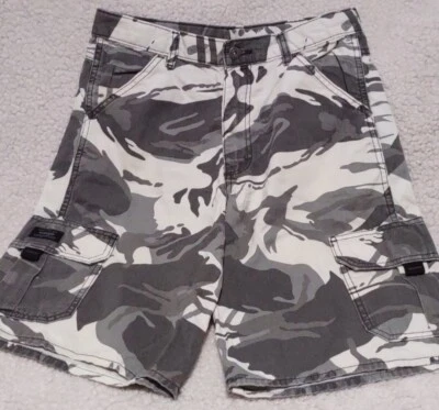 Wrangler  Camouflage Shorts 100% Cotton Size 18 Regular  - Image 1 of 4