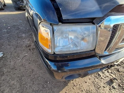 Conjunto de farol direito usado serve: 2011 Ford Ranger grau direito A - Imagem 1 de 4