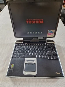 Vtg Toshiba Tecra TM1 Rare Laptop 14" Power On Tested Only Read Description - Afbeelding 1 van 16