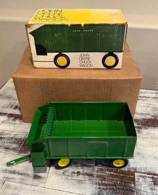 1/16 Ertl John Deere Chuck Wagon in Ice Cream Box #3 - Image 1 of 4