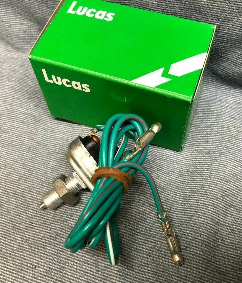 NEW  MG MGB BRAKE SWITCH LUCAS LUCAS BOXED RUBBER BUMPER BHA4675 - Image 1 of 1