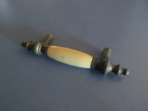 Tiradores de cajón de gabinete vintage - metal y porcelana   - Imagen 1 de 3