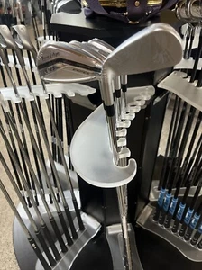New Tour Edge C723 Vibcor 6-9,PW,AW RH Regular Flex Lamkin Grips - Picture 1 of 10