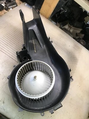 02-05 SUBARU WRX Calentador Soplador Motor con Módulo de Resistencia Foto 1 de 4